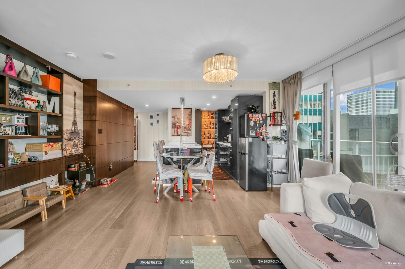 Listing Image 15