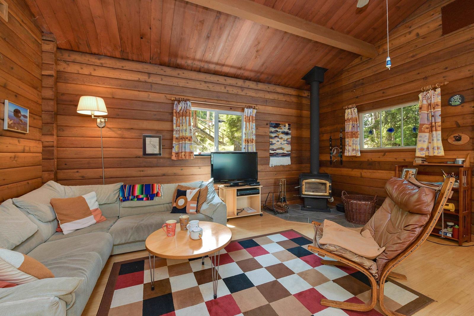 Listing Image 11