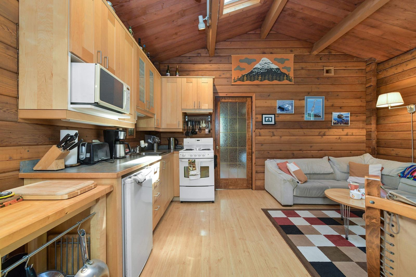 Listing Image 13