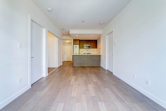 1005 - 9060 University Crescent