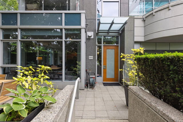 TH12 - 1233 Cordova Street W