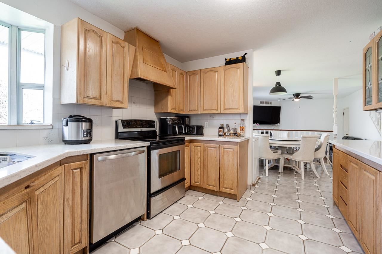 Listing Image 14