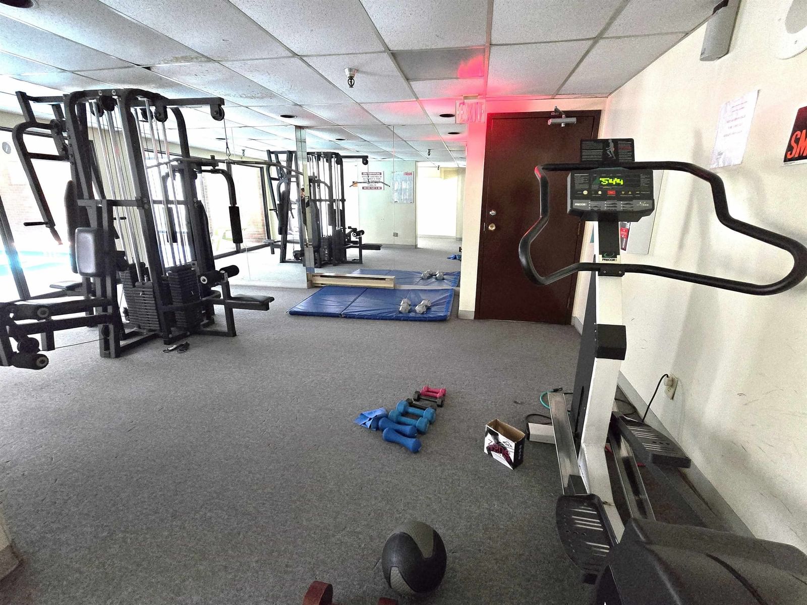 Listing Image 12