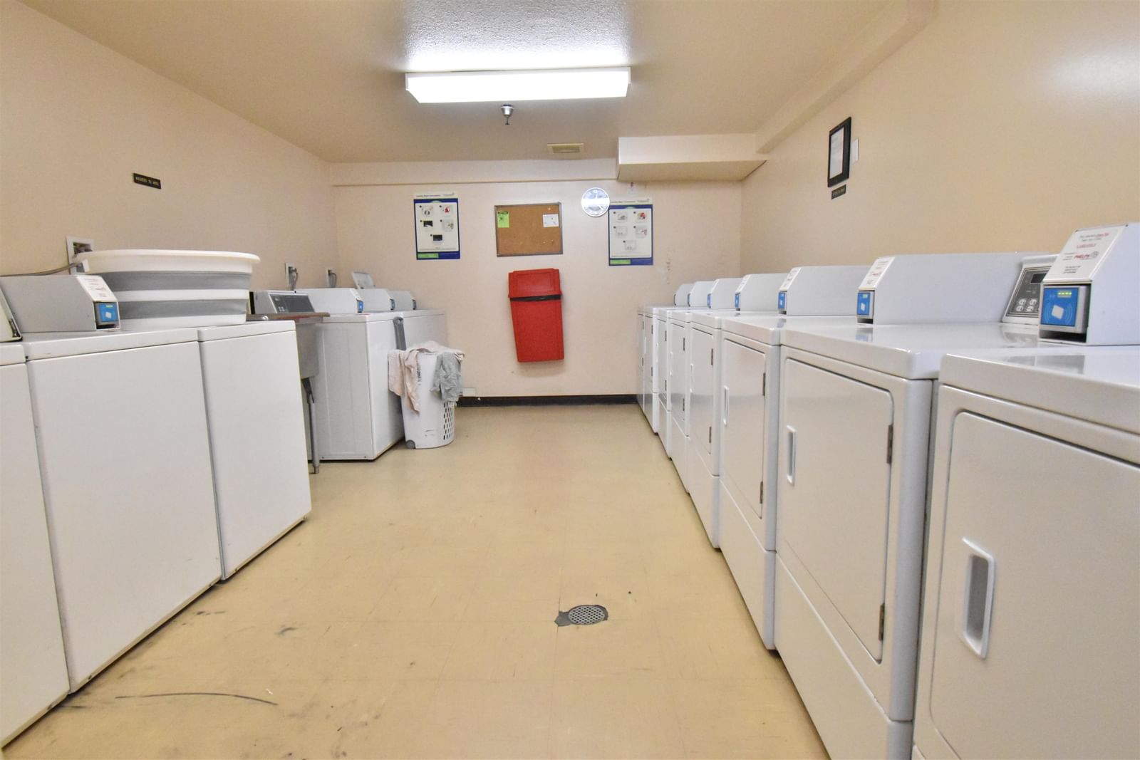 Listing Image 14