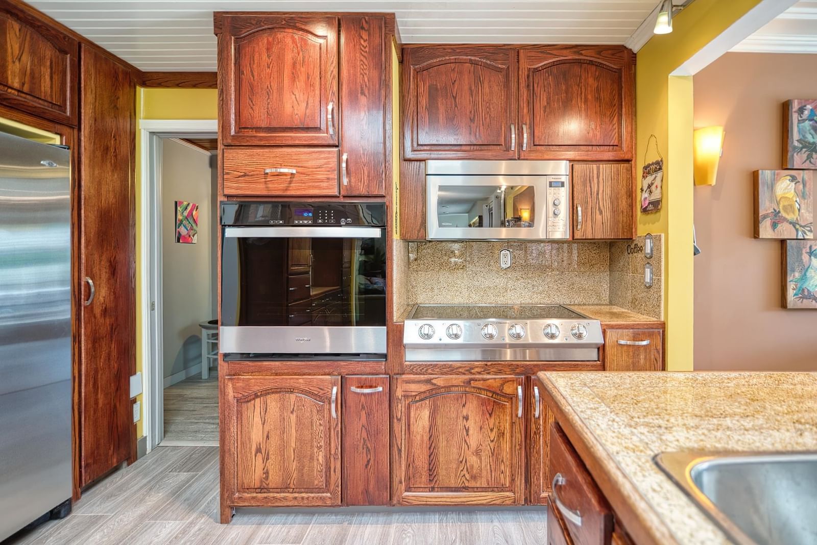 Listing Image 18