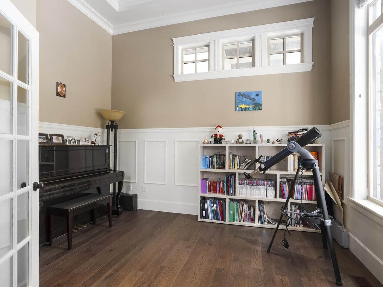 Listing Image 14