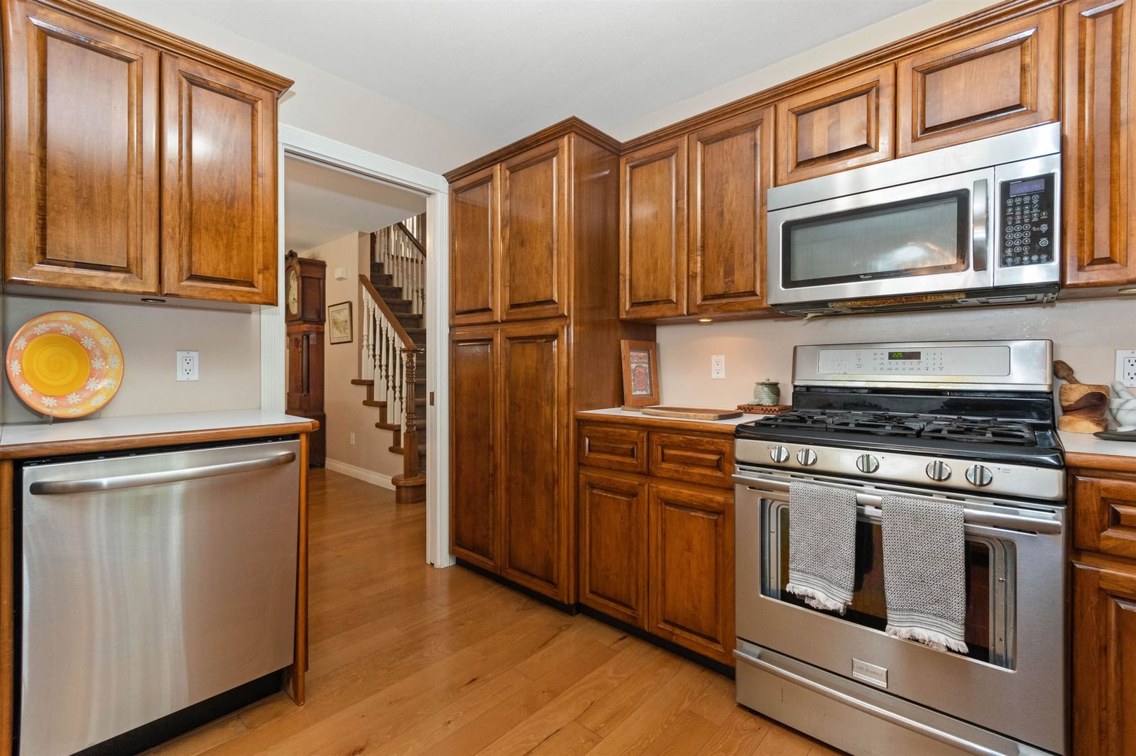 Listing Image 16