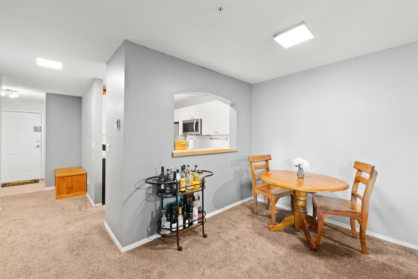 Listing Image 5