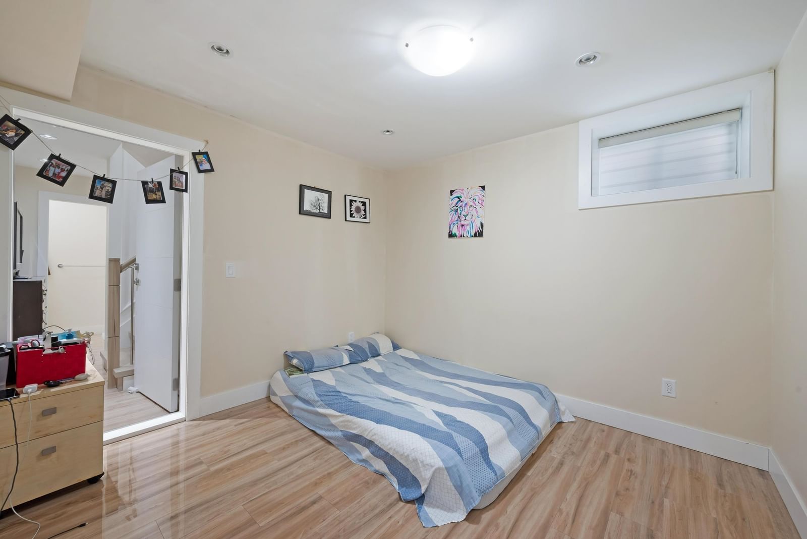 Listing Image 23