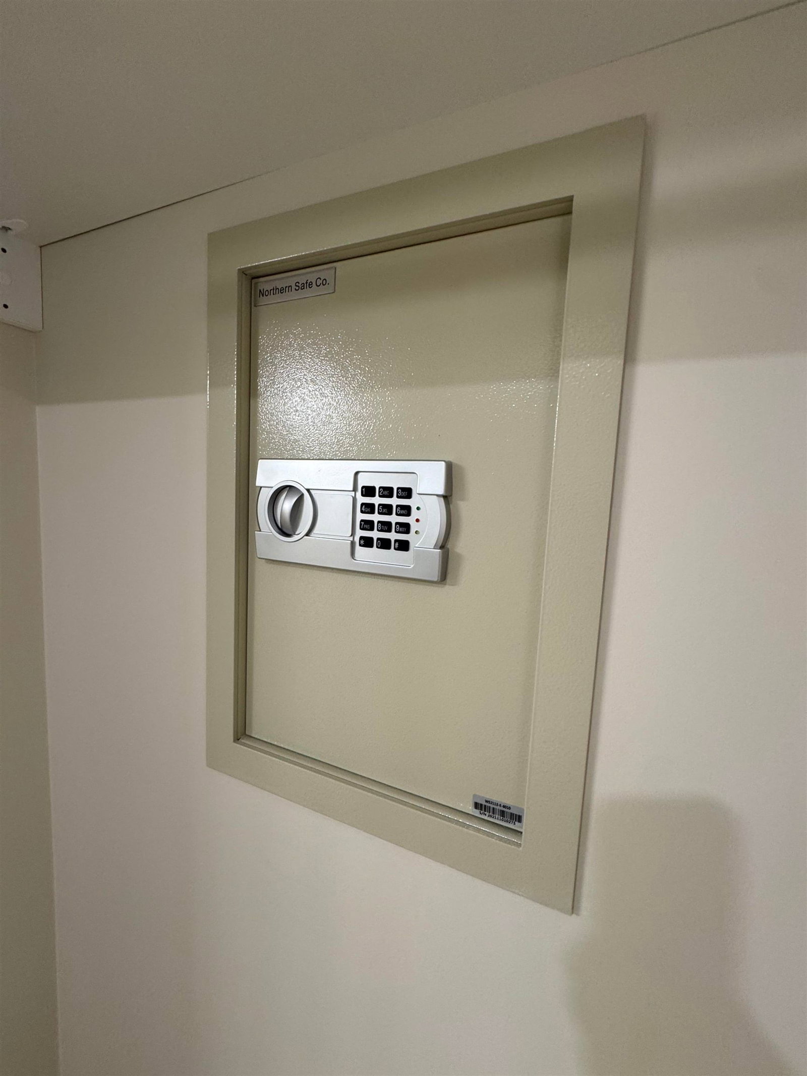 Listing Image 12
