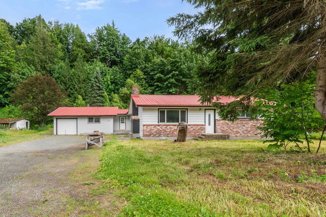 1010 Columbia Valley Road