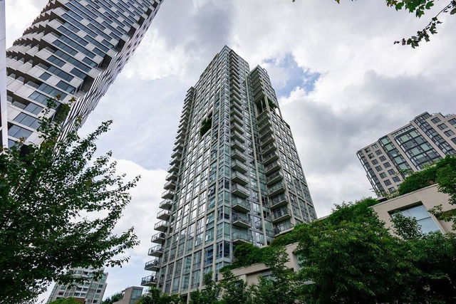 1302 - 1455 Howe Street