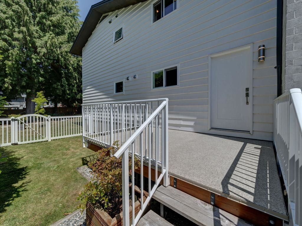 Listing Image 33