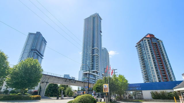 2106 - 518 Clarke Road
