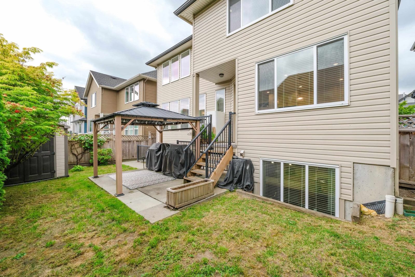 Listing Image 37