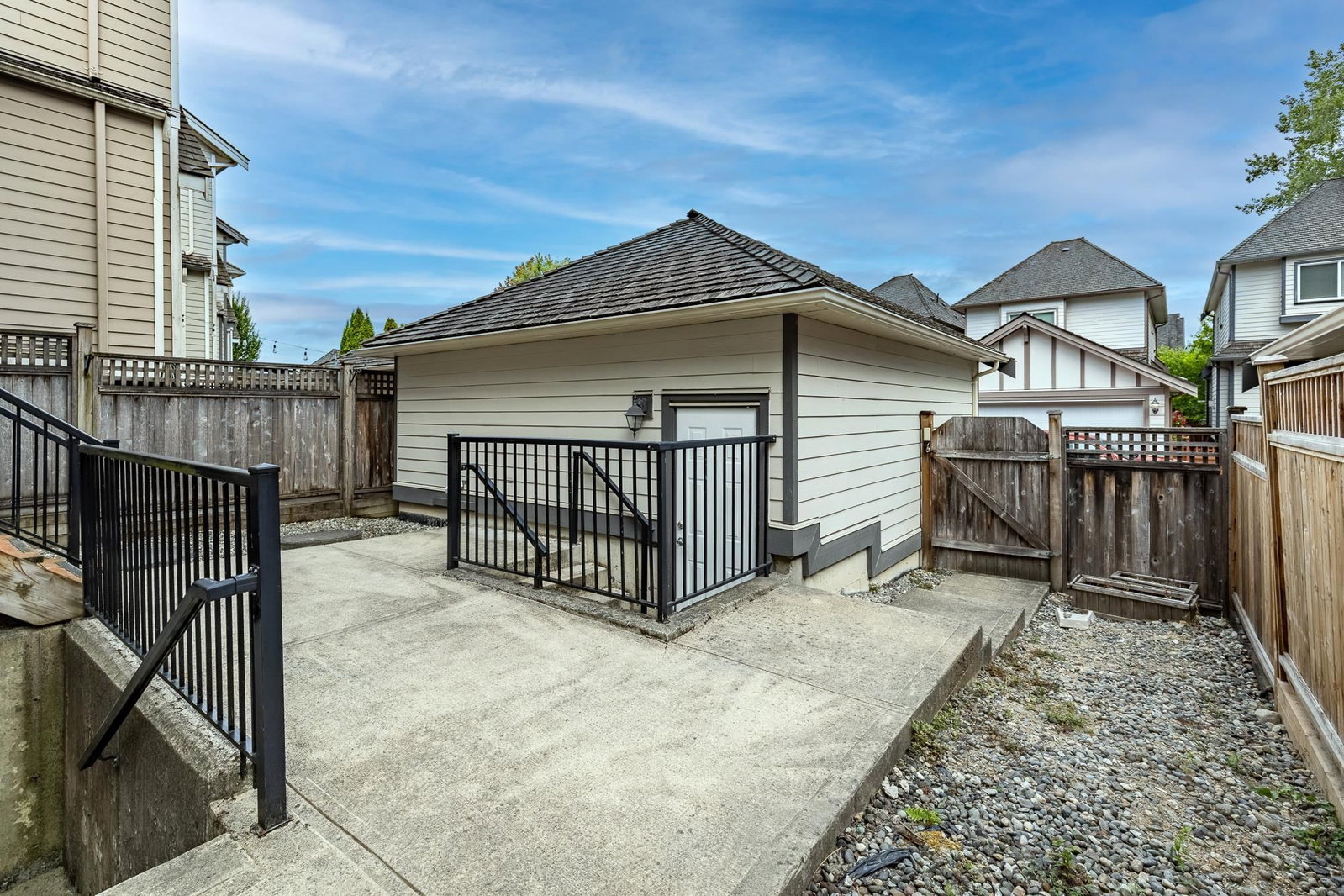 Listing Image 35