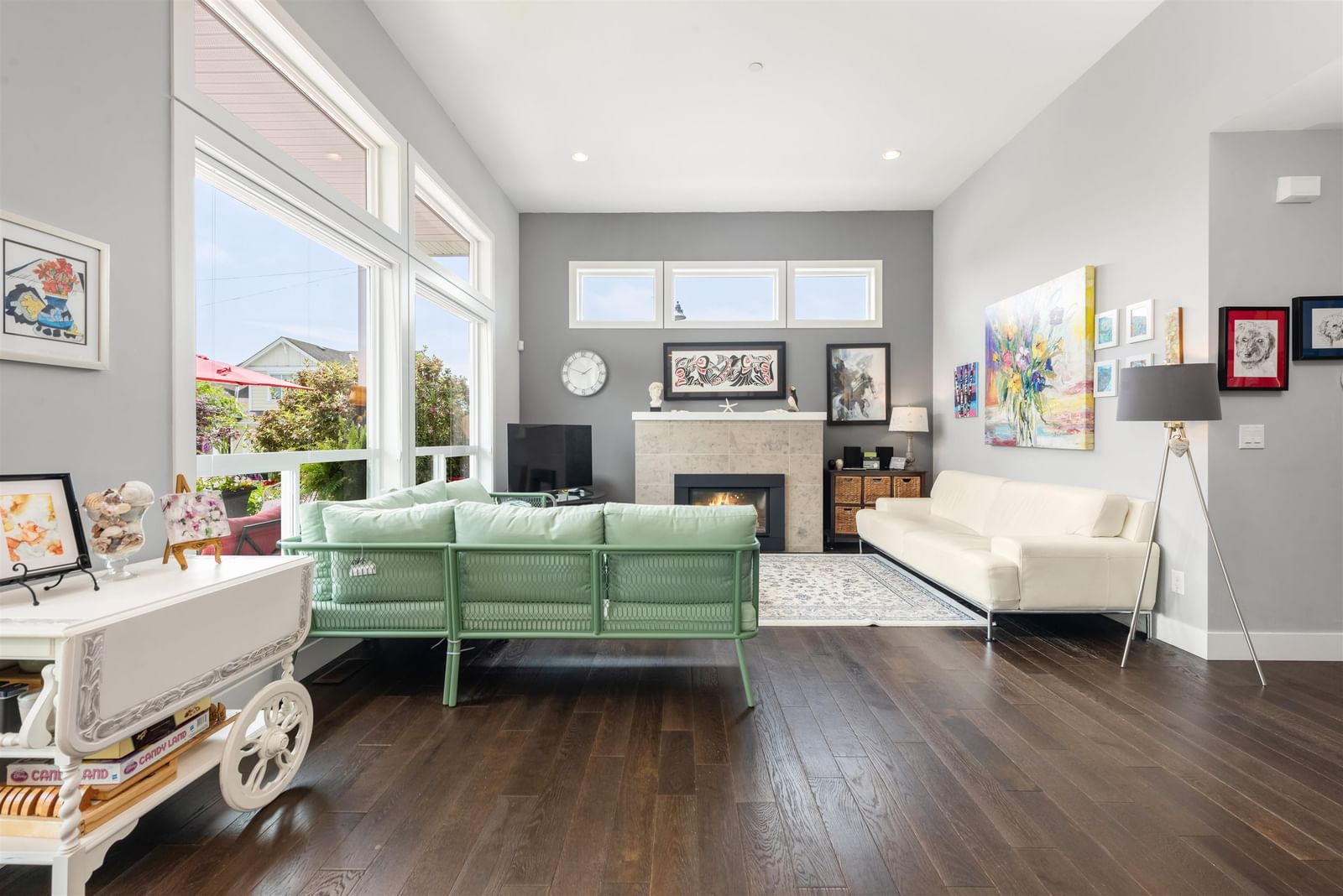 Listing Image 10