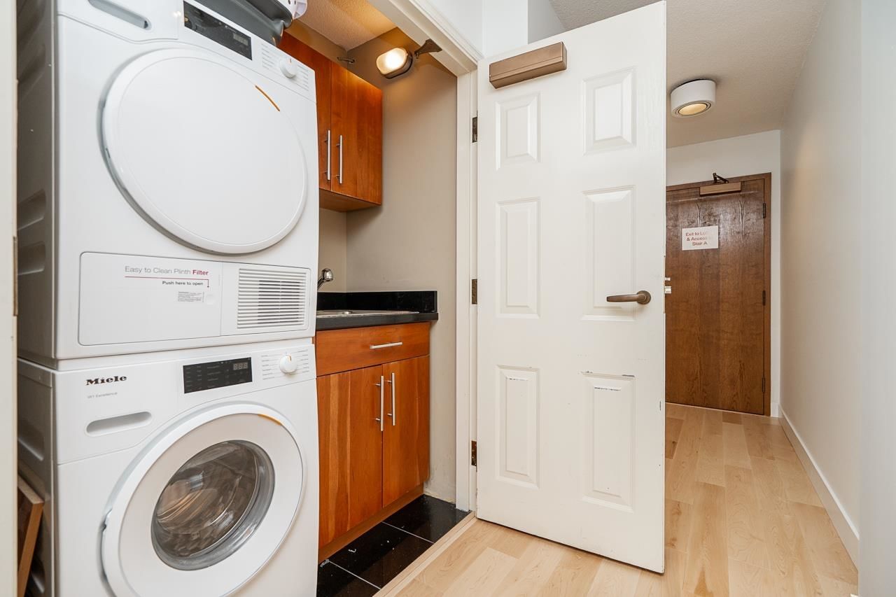 Listing Image 20