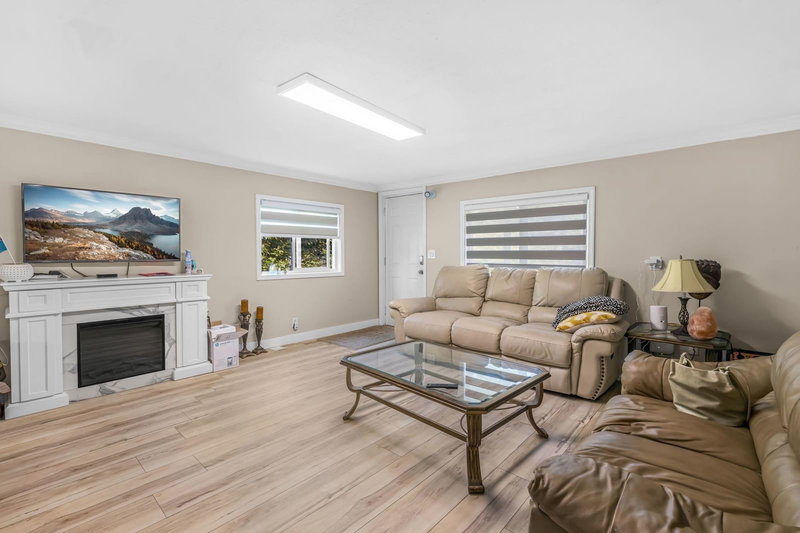13906 68 Avenue, Surrey, V3W 2H1 | Image 3