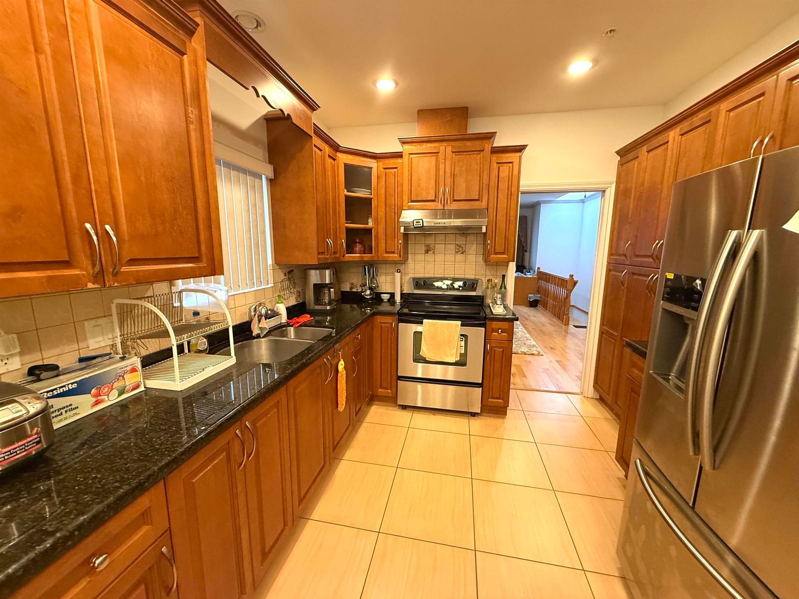 Listing Image 5