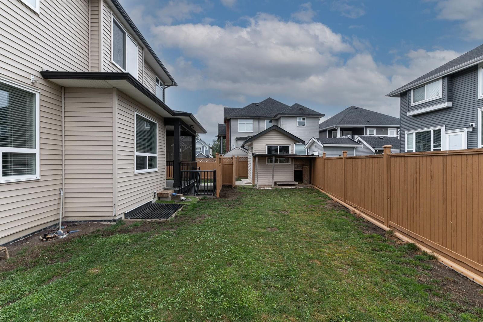 Listing Image 40