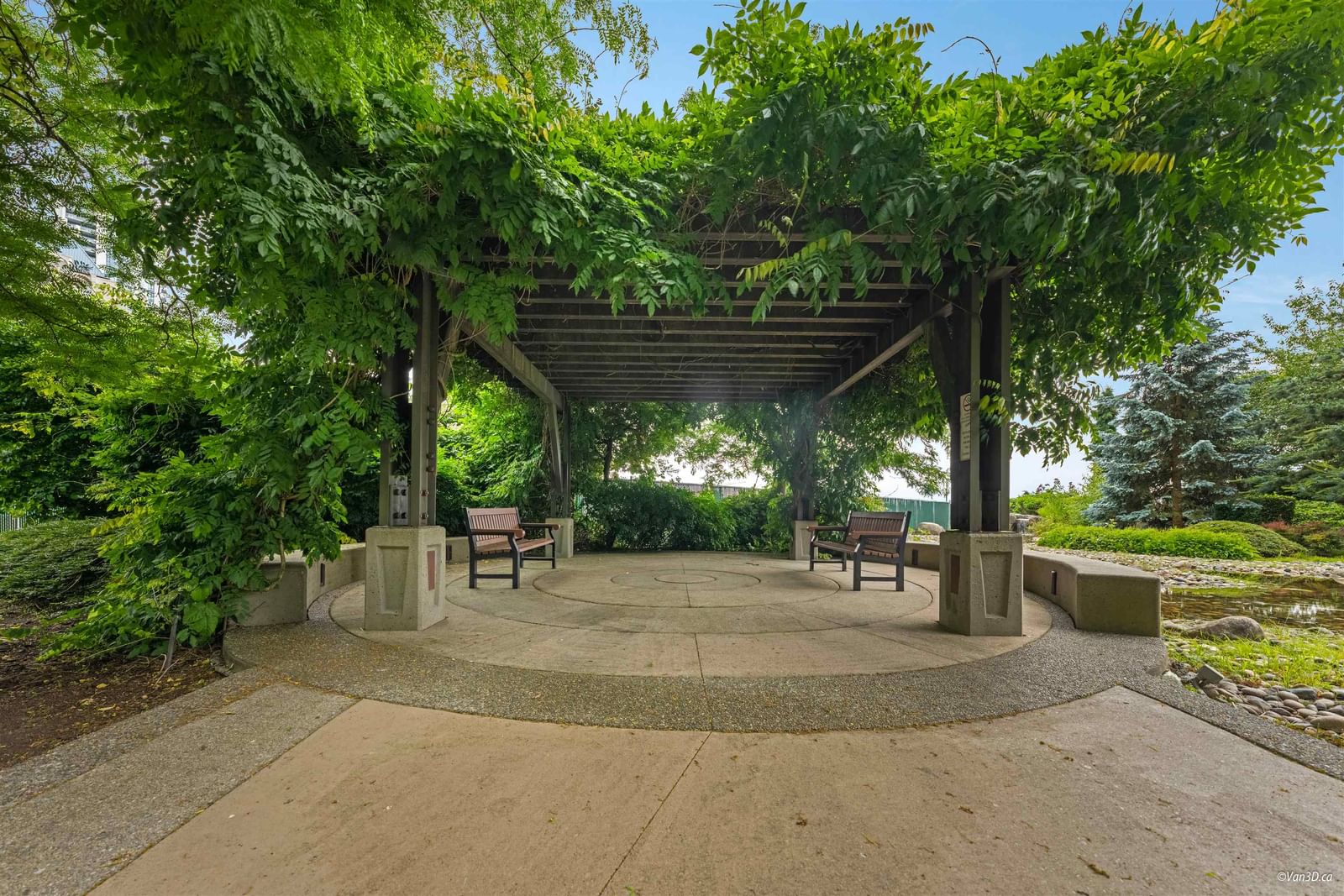 Listing Image 14