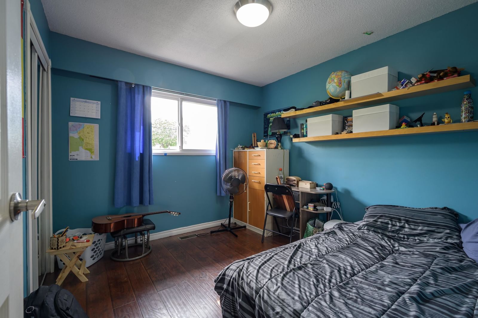 Listing Image 17