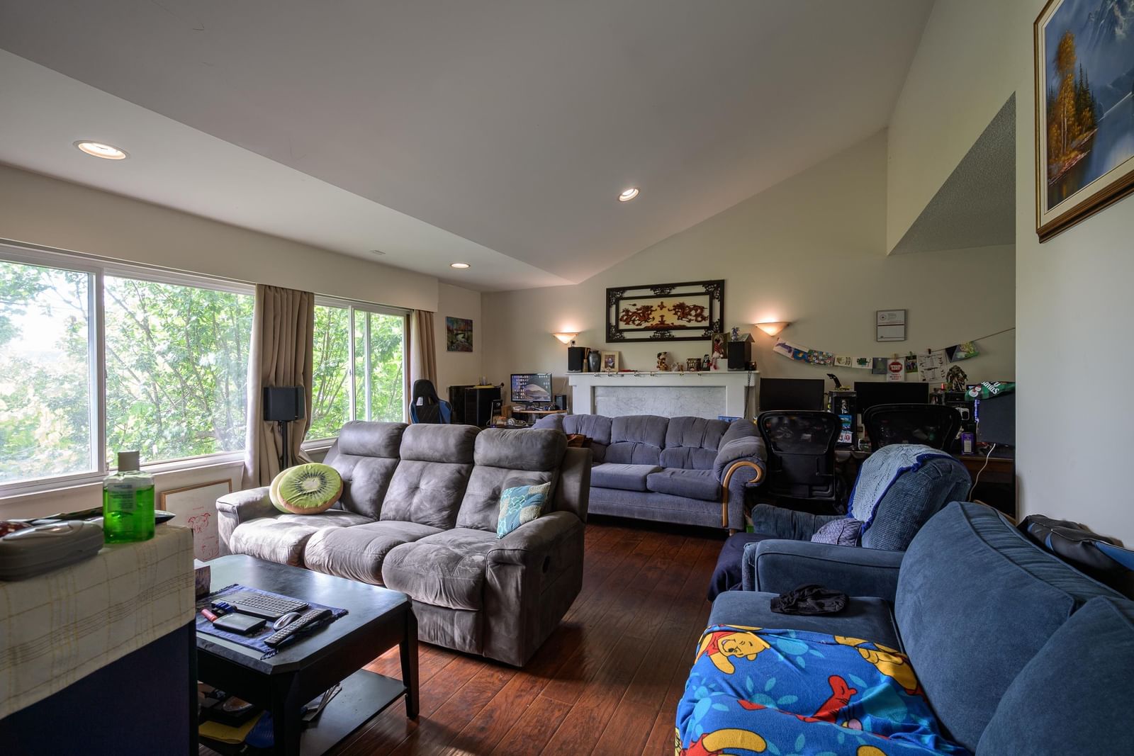 Listing Image 8