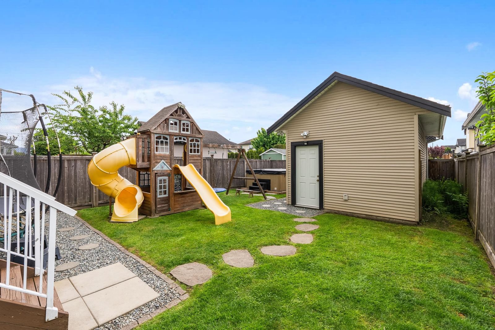 Listing Image 32