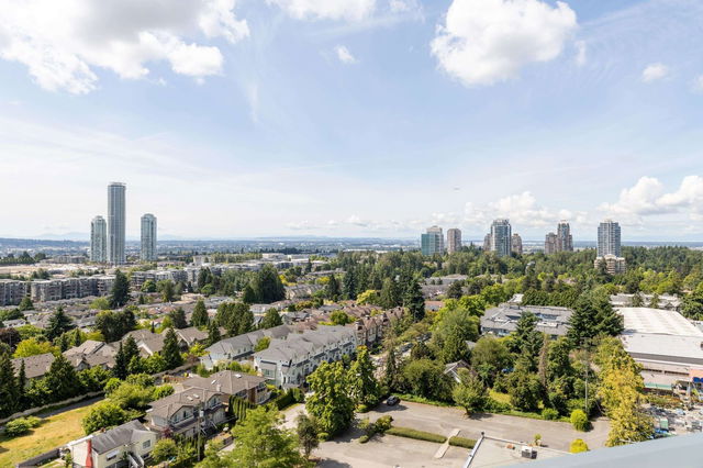 1210 - 7388 Kingsway
