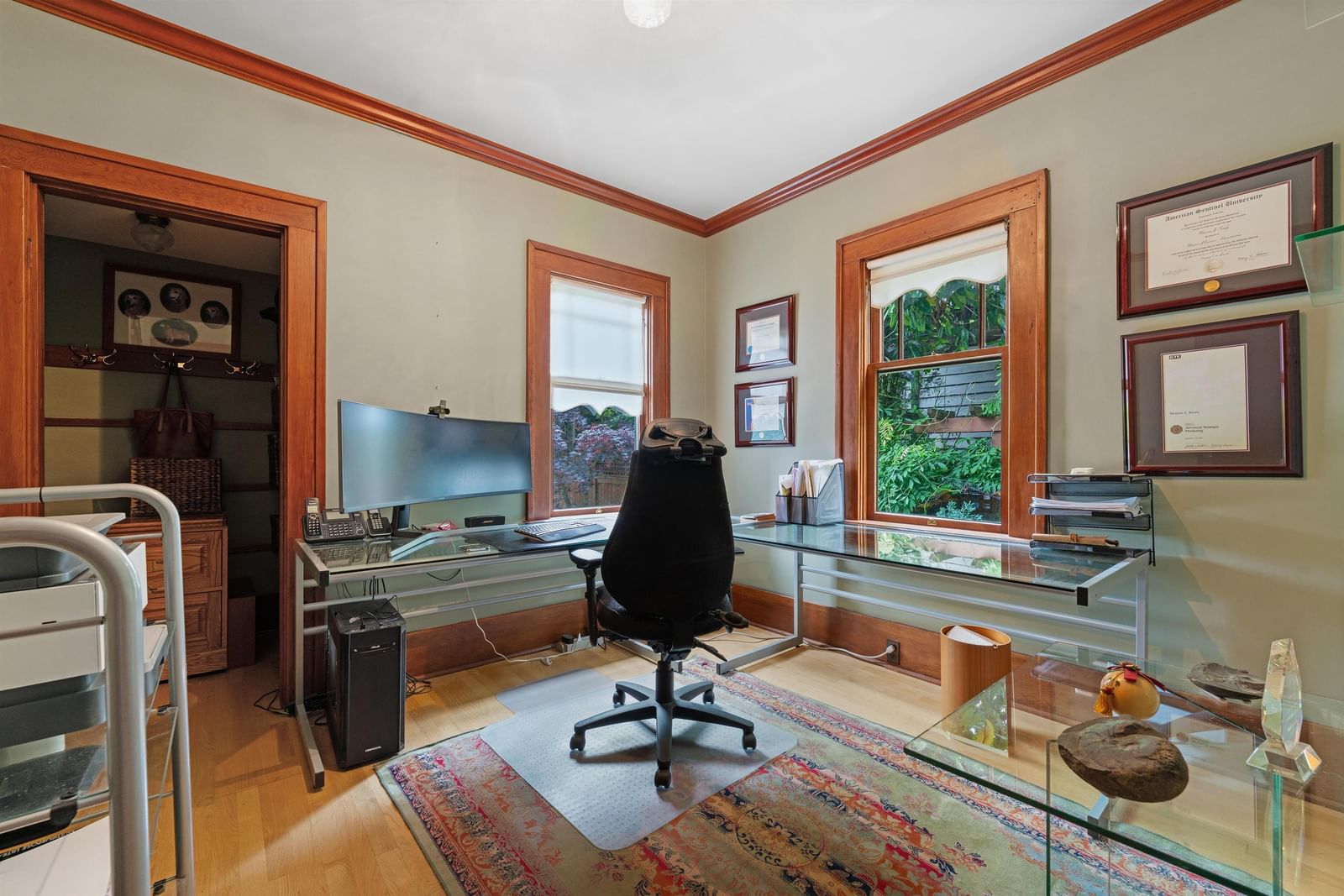 Listing Image 11