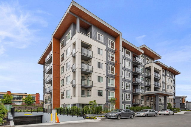 408 - 30490 Cardinal Avenue