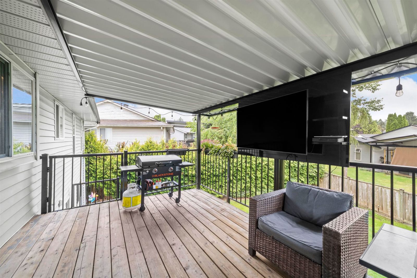 Listing Image 12