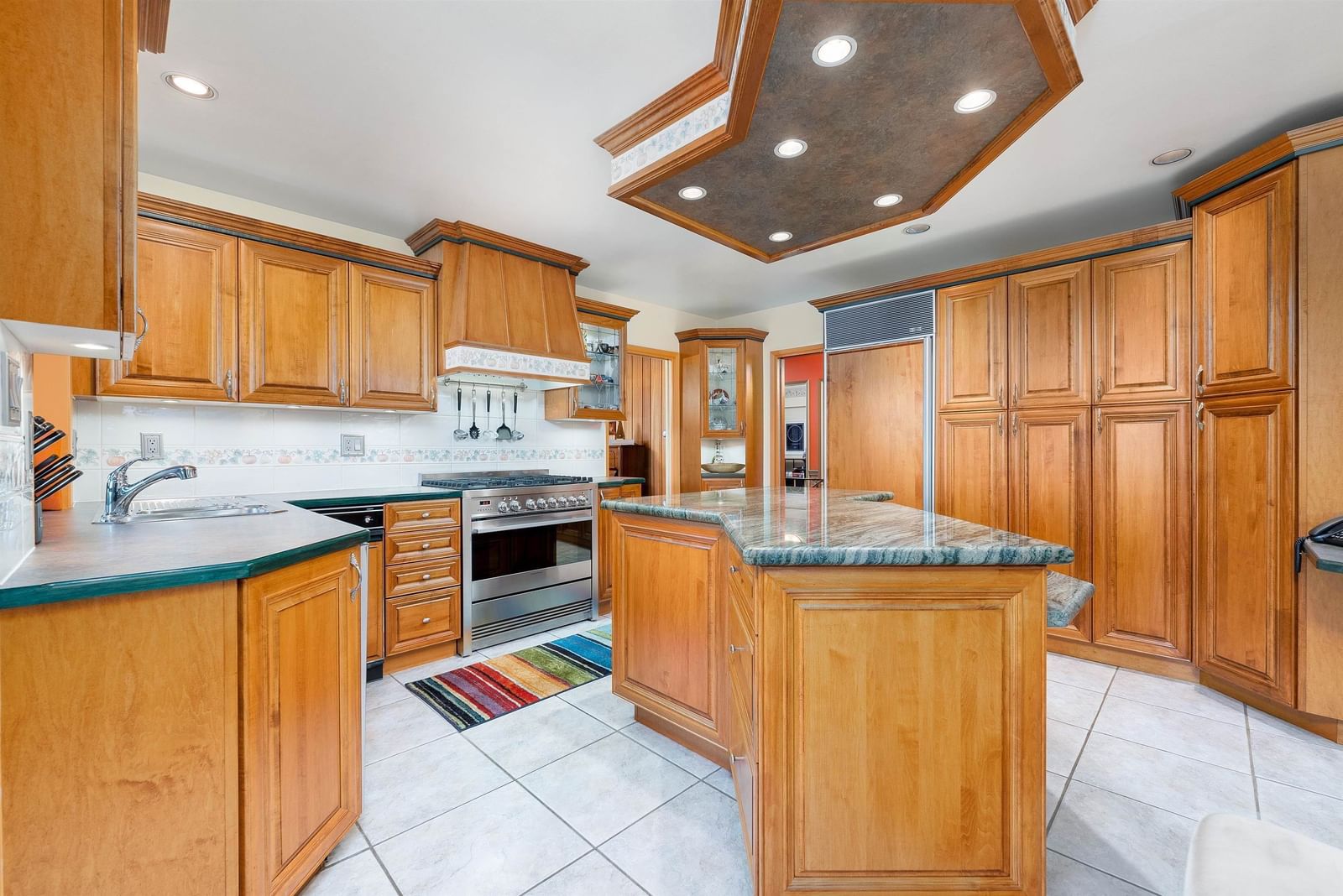 Listing Image 15