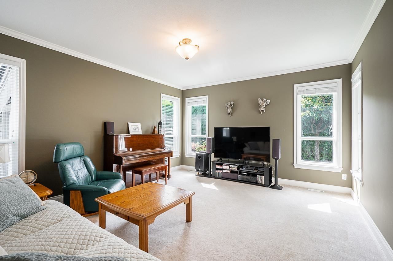 Listing Image 18