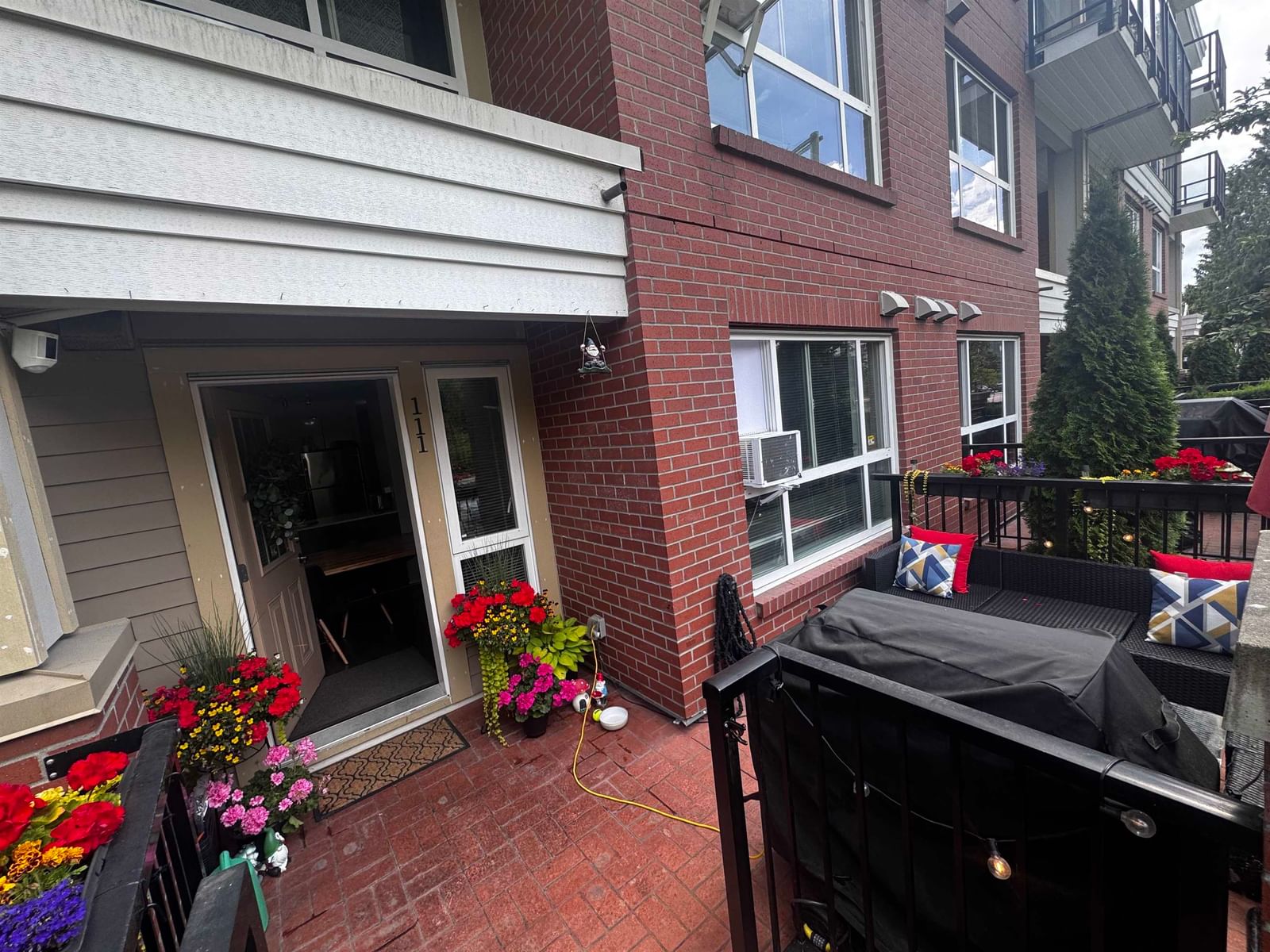 Listing Image 13