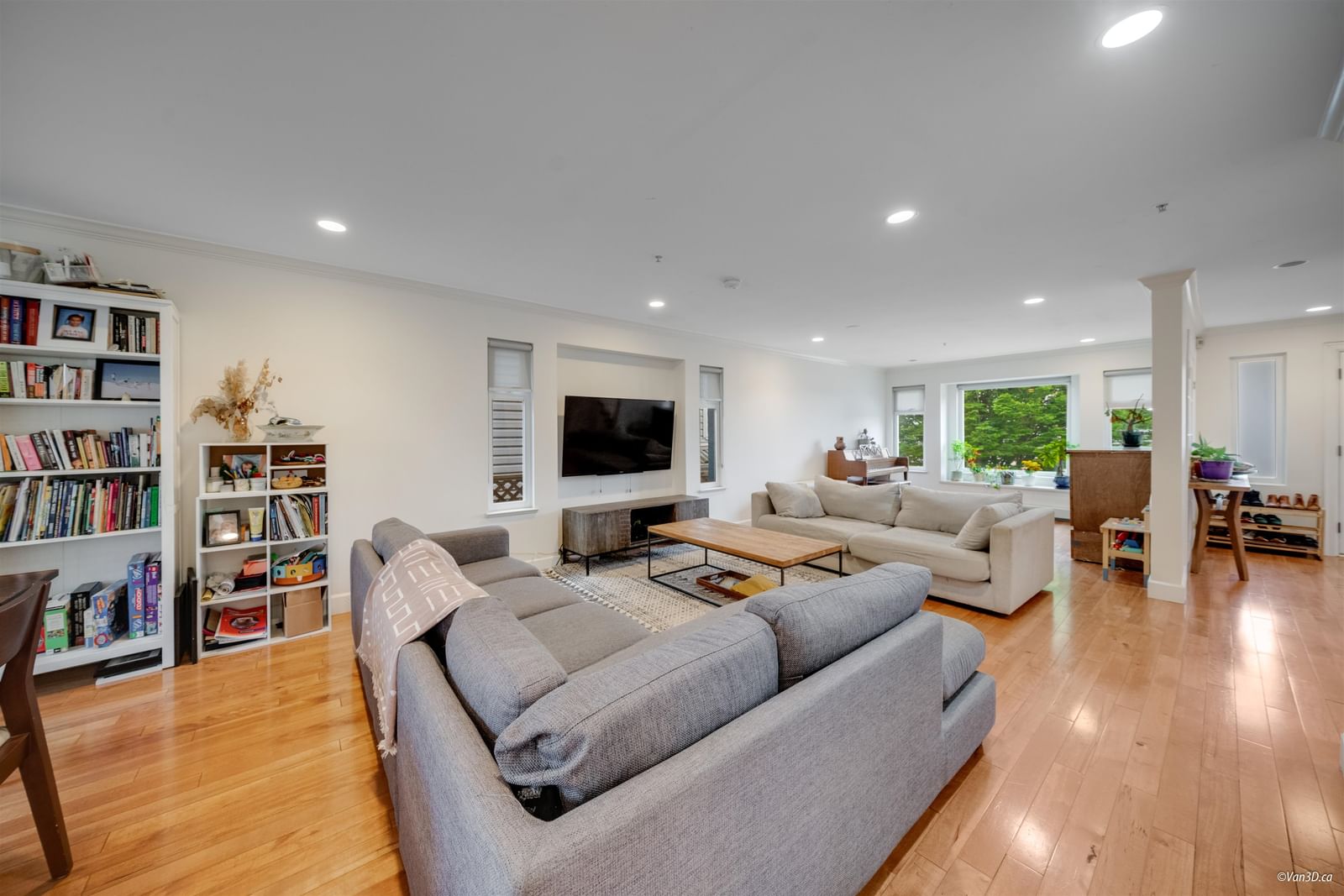 Listing Image 15