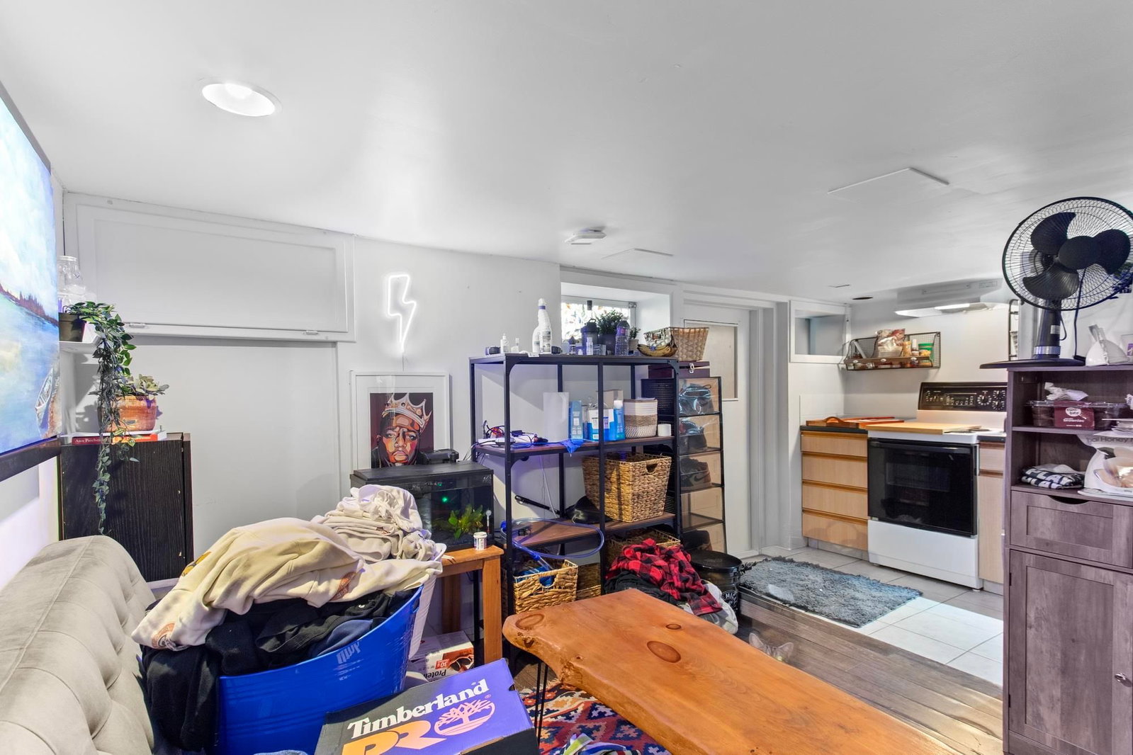 Listing Image 18