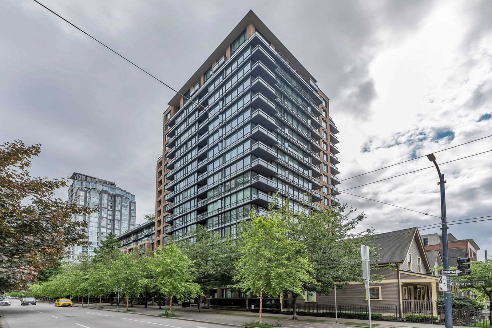 Image of home for listing MLS® R3018912