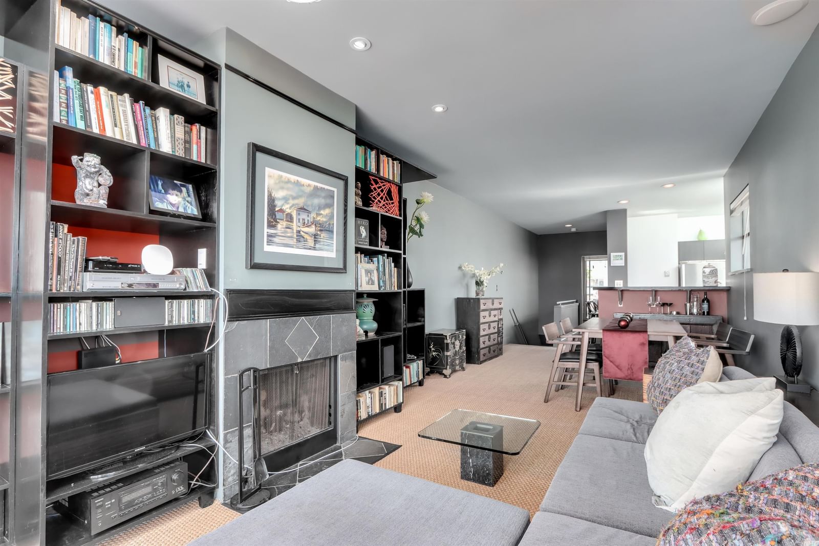 Listing Image 13