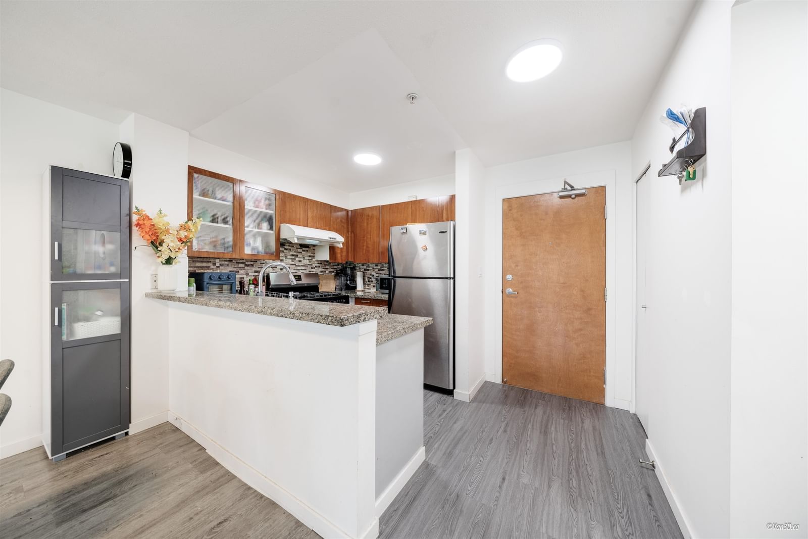 Listing Image 13