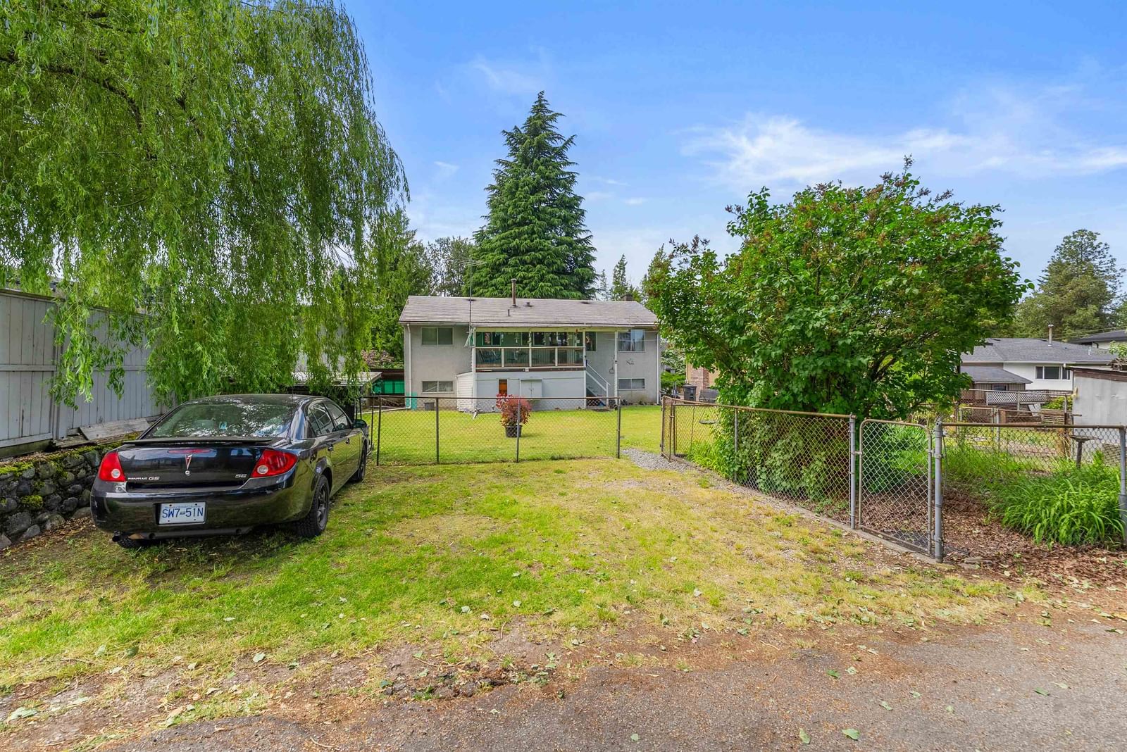 Listing Image 10