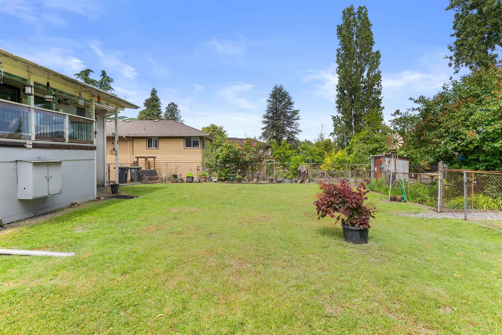 Listing Image 12