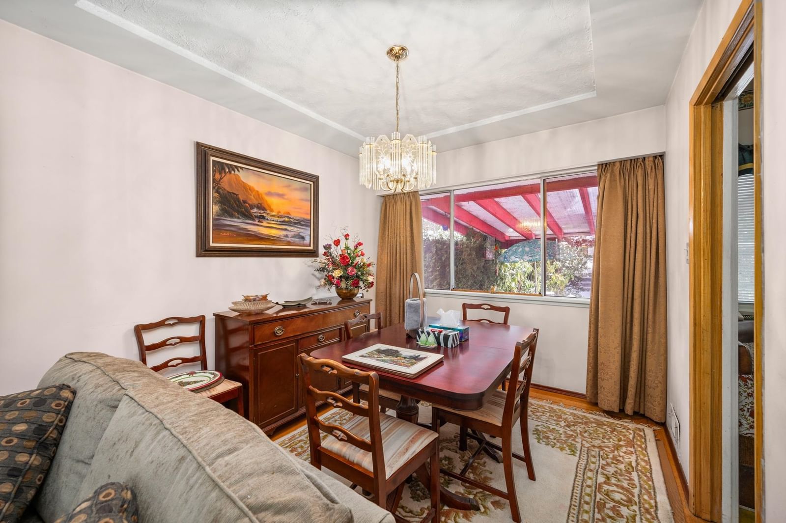 Listing Image 6