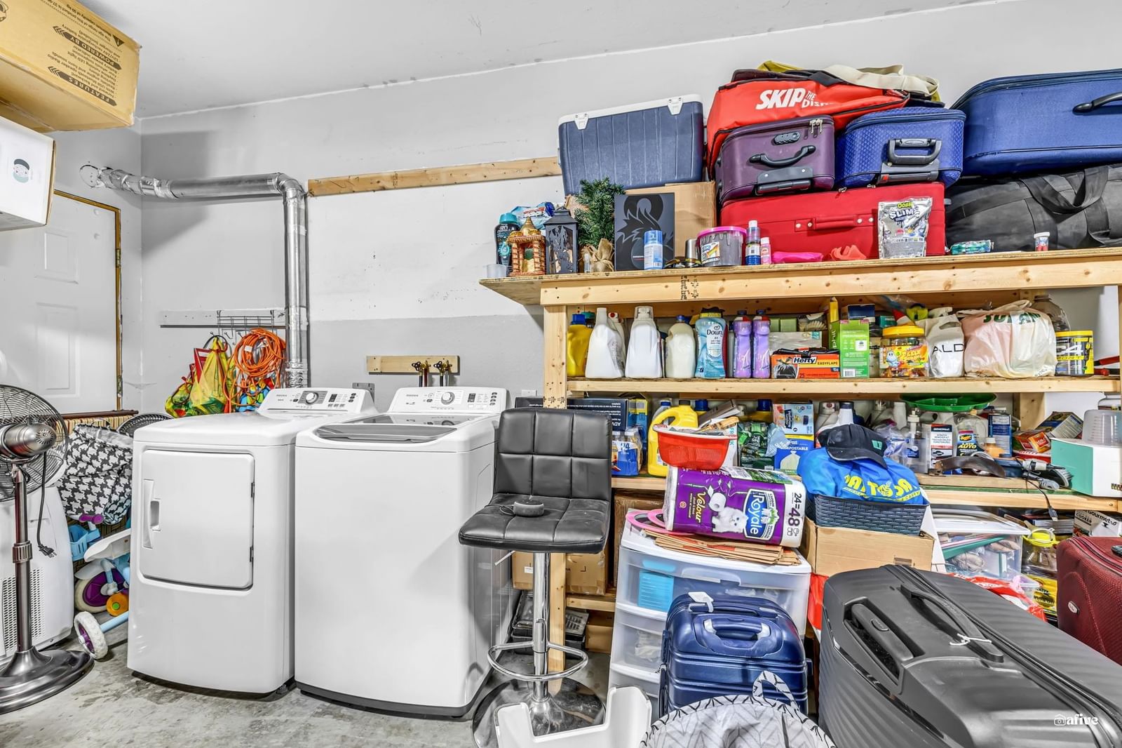 Listing Image 15