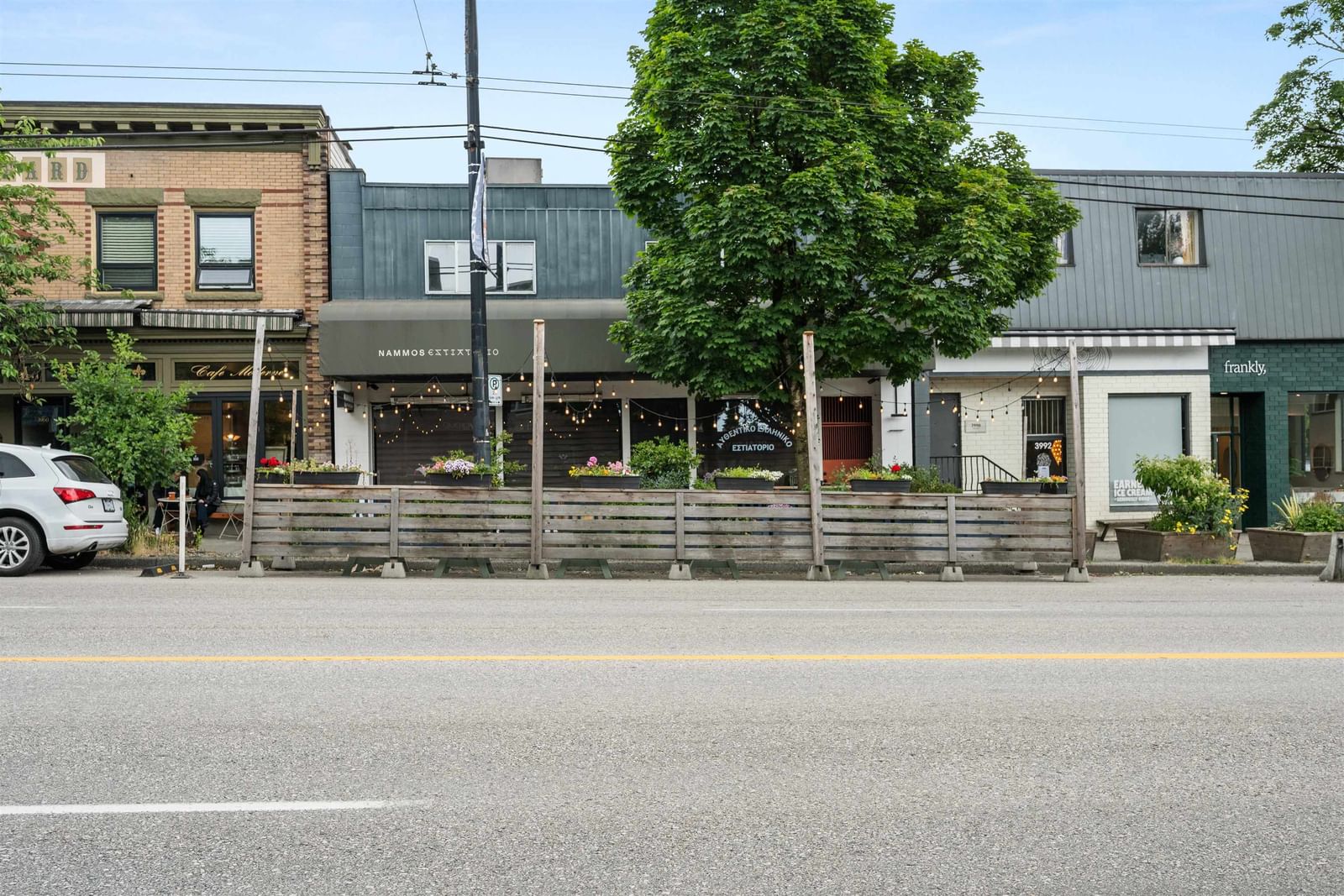 Listing Image 16