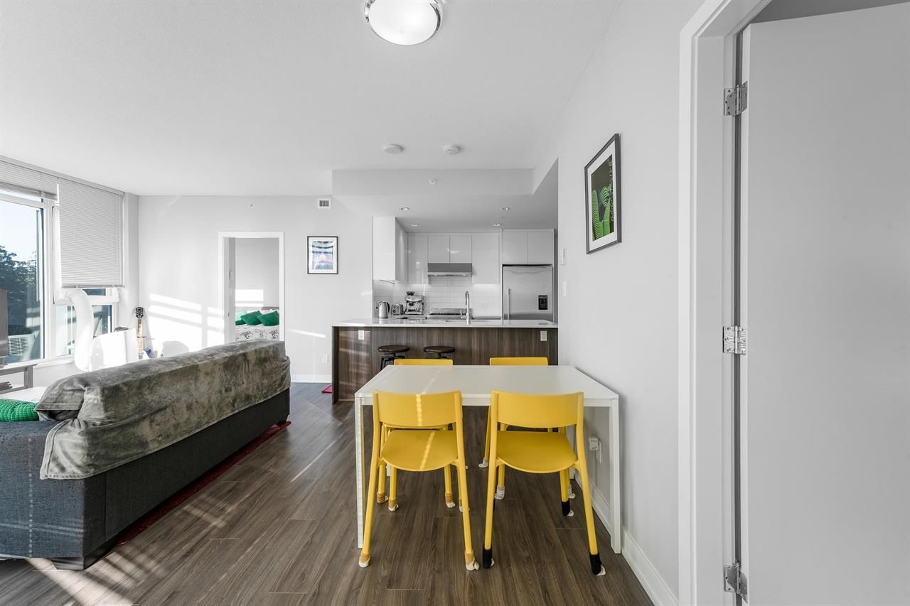 Listing Image 9