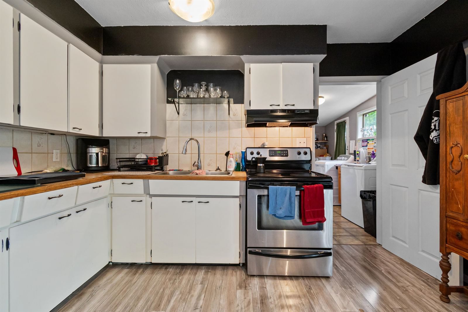 Listing Image 13