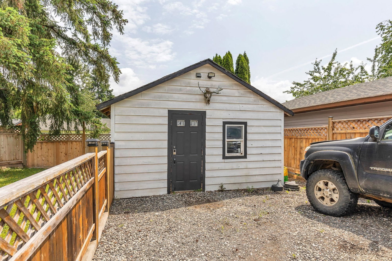 Listing Image 32