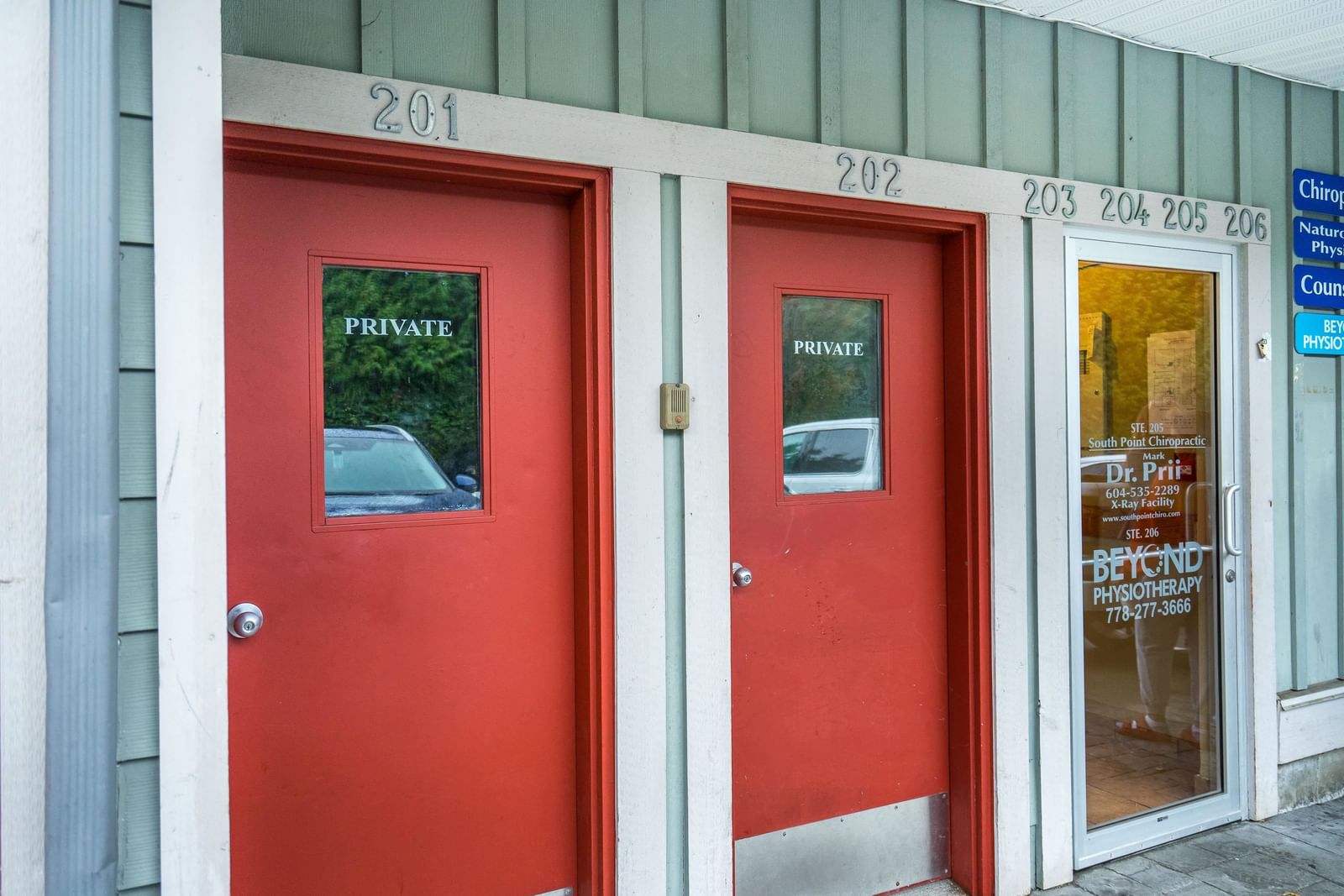Listing Image 12